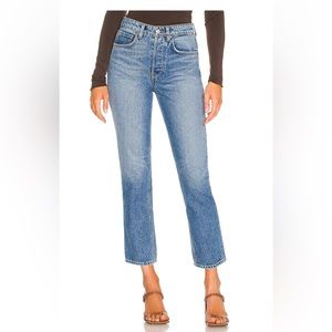 Karolina high-rise straight crop in Long Island